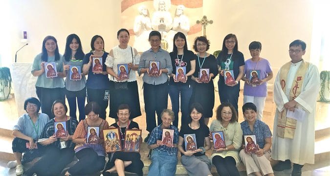 Icon painting workshop for a peaceful mind