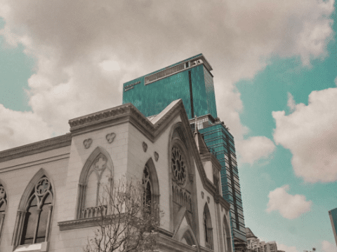 Malaysia suspends liturgies, Singapore calls off the resumption of Masses