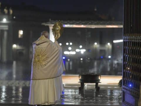 Pope Francis special Urbi et Orbi, March 27/28, still online