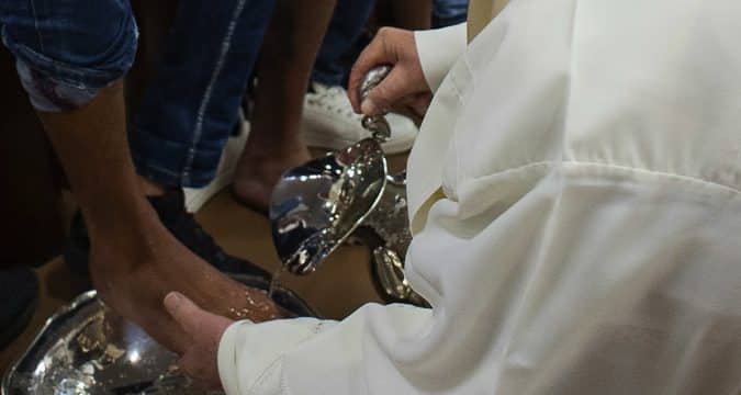 Mass of the Lord’s Supper, celebrated by Pope Francis,  12am Hong Kong time (6pm Rome)