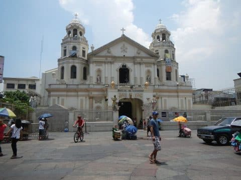 Quiapo Church allows access to Black Nazarene again