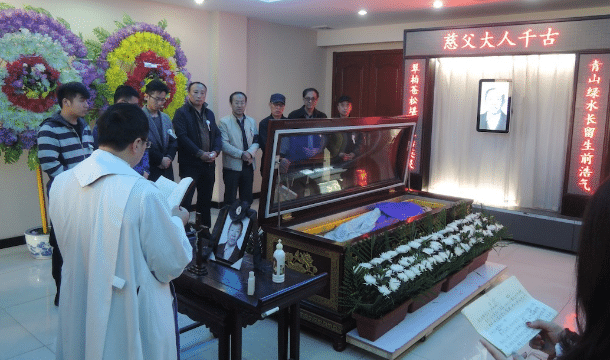 Priests from unofficial Church barred from funeral parlour