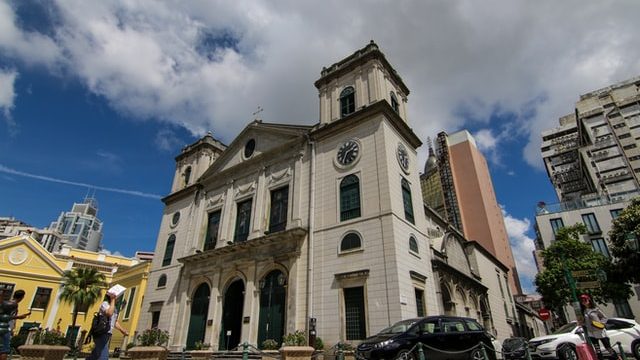 Caritas tackles food shortage in Macau