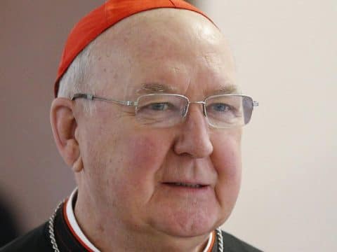Vatican orders term limits for leaders of lay movements