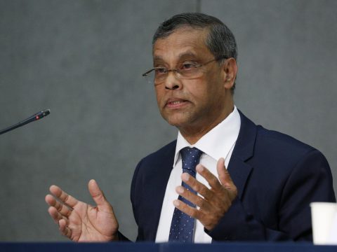 Caritas chief lauds Bangladesh support of Rohingya refugees
