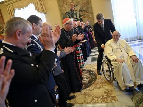 Battle against human trafficking must target social media, pope says