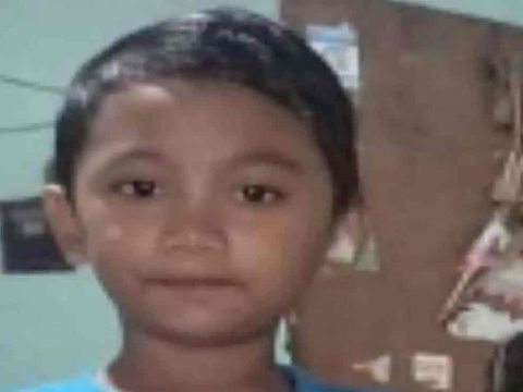 Outrage at killing of father and son in the Philippines