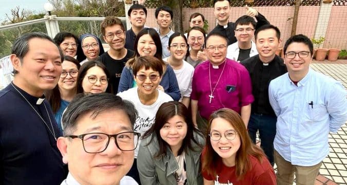 Catholic and Anglican youth pastoral workers to promote unity