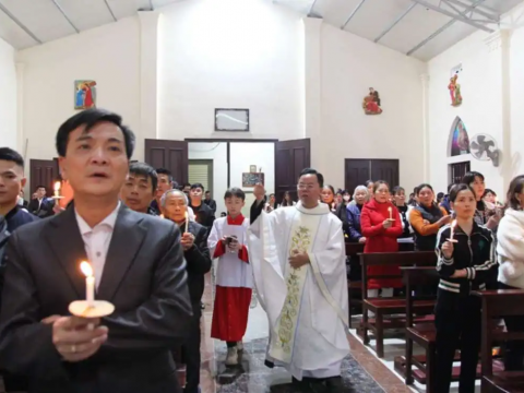 Vietnam’s lapsed Catholics returning despite restrictions