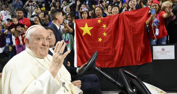Pope reiterates desire to visit China
