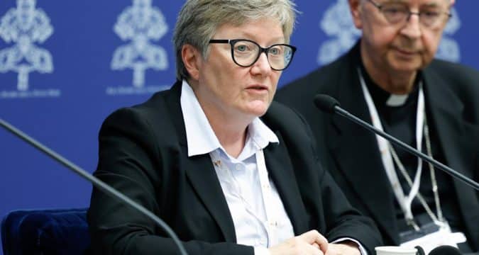 Synodality benefits from and increases ecumenical ties