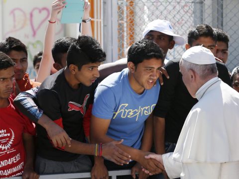 Beyond legal status, refugees need recognition of dignity, pope says