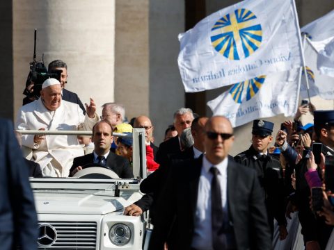 Pope asks lay Catholics to prepare for synod’s ‘prophetic’ stage