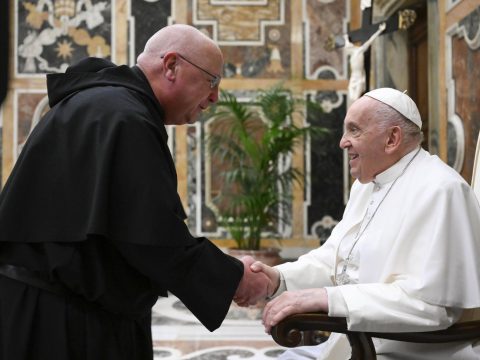 Help students see crises as opportunities for growth, pope says