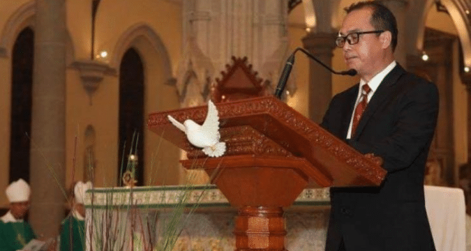 Migrant from Hong Kong to be ordained deacon in London