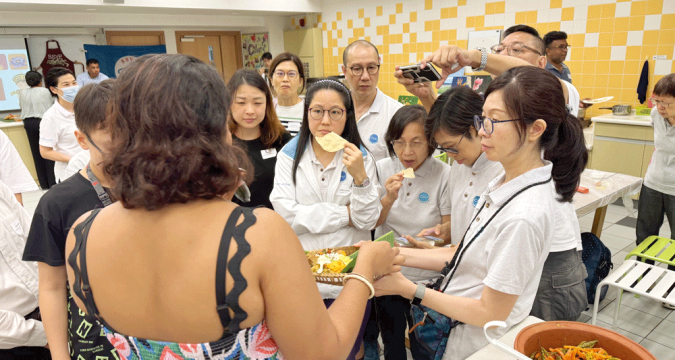 A kitchen for the displaced to show their talents