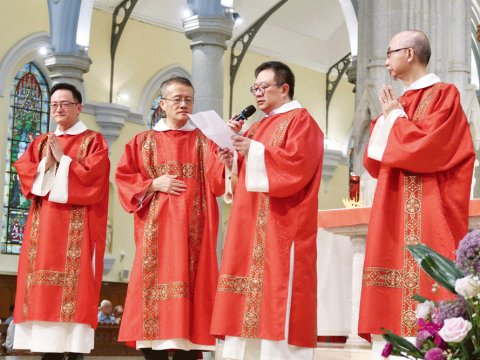Four new permanent deacons ordained for Hong Kong