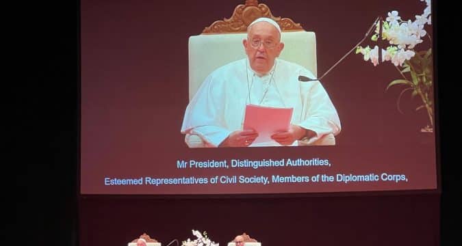 Be kind to the poor, foreign domestic workers and the disadvantaged, pope says in Singapore