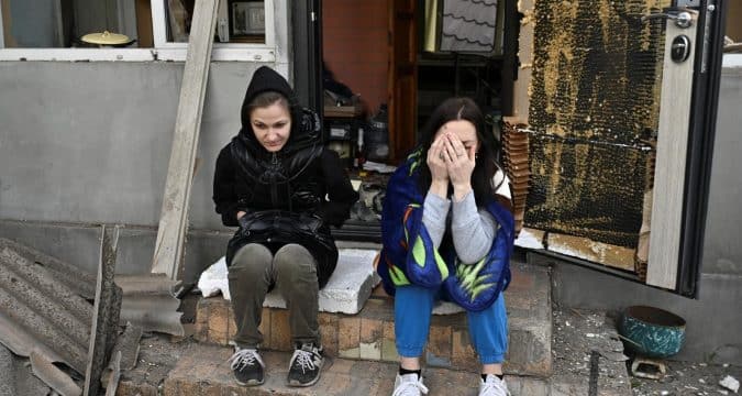 Vatican and Russian foreign ministers discuss ending war in Ukraine