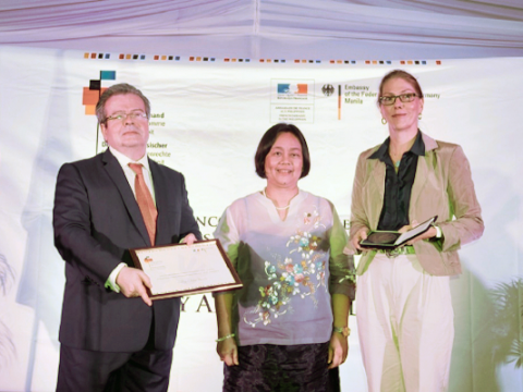 Filipino activist receives Franco-German human rights award