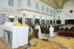 Sister of Lovers of the Holy Cross of Vinh, attend fasting and Eucharist adoration at their chapel on February 7. Photo: UCAN/ courtesy of Lovers of the Holy Cross of Vinh