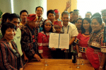 Brother Armin Luistro, in white shirt, is seen with tribal students. (Photo: UCAN/ courtesy of Armin Luistro)
