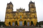 Bui Chu Cathedral, Vietnam: Photo: Hoangvantoanajc / CC BY-SA (https://creativecommons.org/licenses/by-sa/3.0)