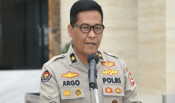 Indonesian police face backlash for attacking journalists