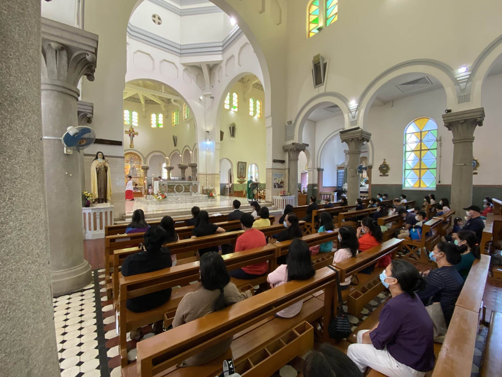 Mass at St. Teresa’s Church, Kowloon Hong Kong Sunday Examiner 18