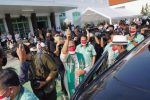 Cardinal Hardjoatmodjo blesses seven cars and an ambulance provided by Sentra Vaksinasi Serviam [SVS] on August 3. Photo UCAN/supplied