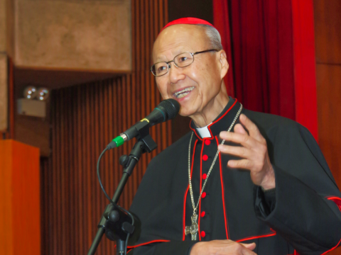 Cardinal John Tong, building bridges
