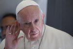 Good communicaton needs listening and discernment, pope says