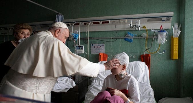 No justification for sacrilegious war on Ukraine, pope says