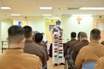 Bishop visits prisoners on Christmas Day