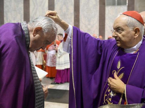 Choose truth, love over trifles and distractions, pope says on Ash Wednesday