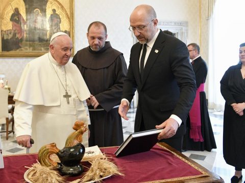 Pope meets Ukrainian prime minister at Vatican