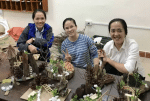 Vietnam nuns make eco-friendly crèches