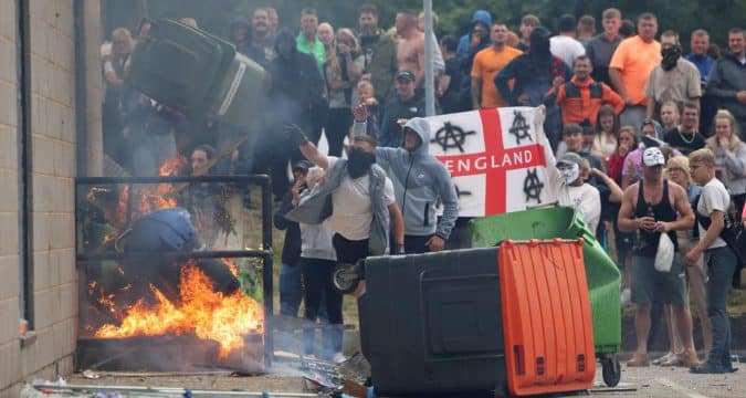 Bishops and migrant group say no to violence or riots in the UK