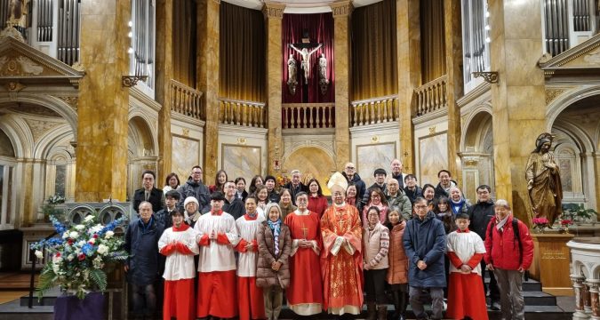 Archbishop Hon brings papal blessings to Chinese Catholics in Britain