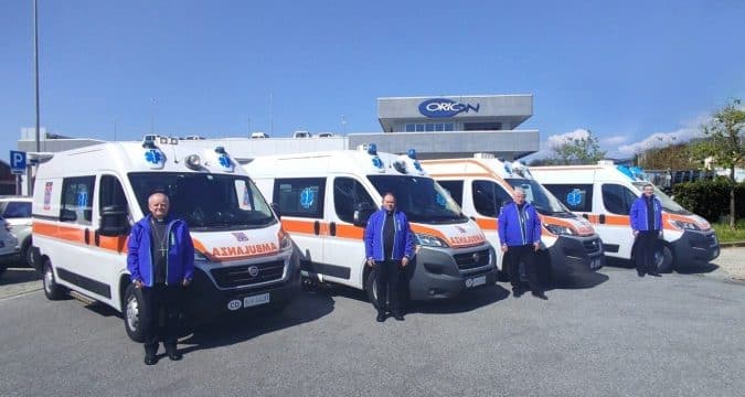 Pope sends papal almoner to deliver ambulances to Ukraine