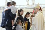Family love grounded in Christ is sign of peace for world, pope says