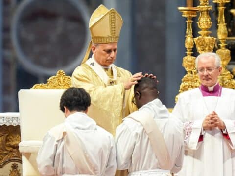 God looks for humble, loving hearts, not perfection, pope tells world’s priests