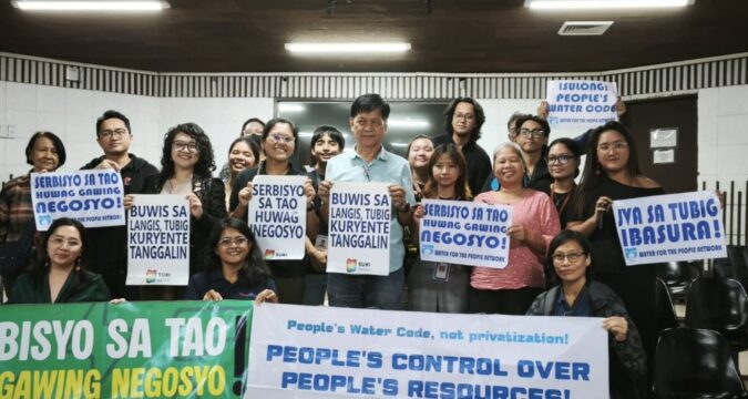 Philippine groups decry privatised water services 