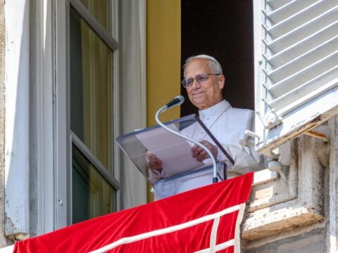 Pope prays world leaders recognise their responsibility for peace