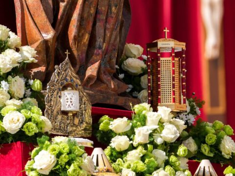 New young saints encourage faithful to live life to the full, pope says