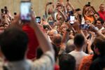 Pope’s communications day theme focuses on using media responsibly