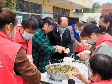 China communities share Mid-Autumn joy through acts of charity
