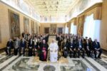 Don’t be passive consumers of AI content, pope says