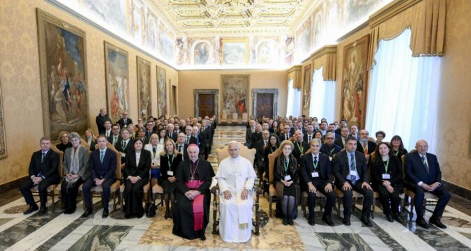 Don’t be passive consumers of AI content, pope says Don’t be passive consumers of AI content, pope says