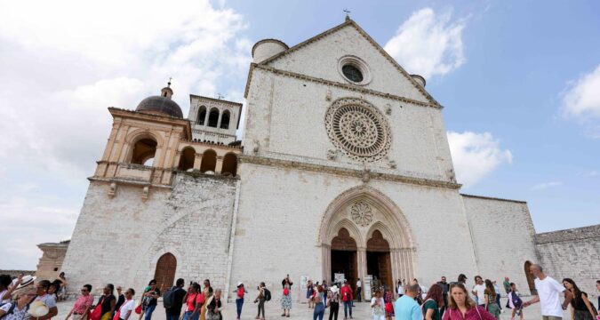 Pope sets Jubilee to mark 800th year since death of St. Francis